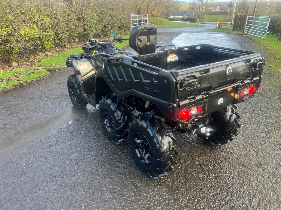 2023 Can-Am Outlander 1000 MAX 6x6